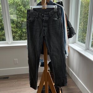 Levi's Dark Gray Straight Men's Jeans